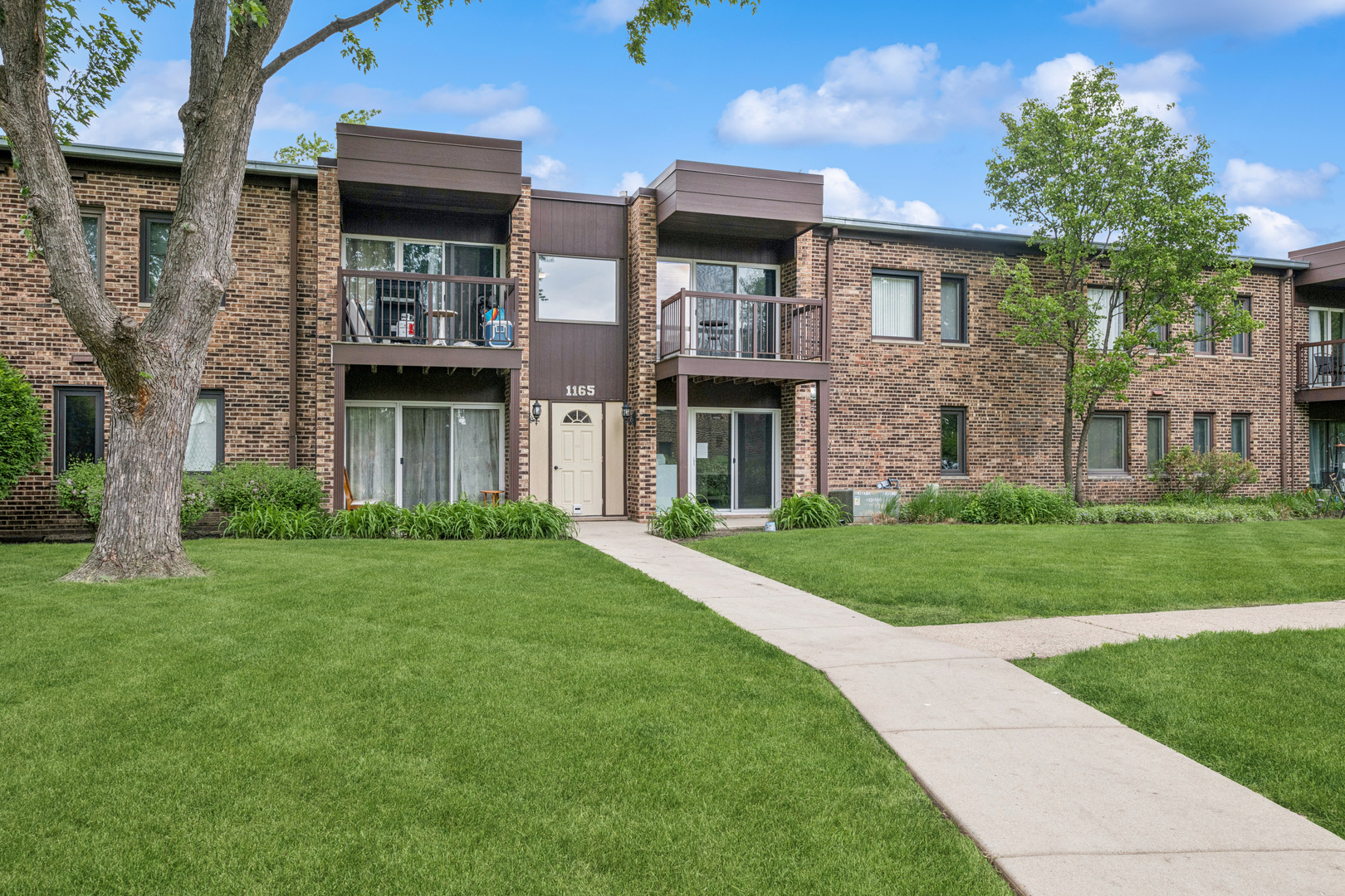 1st image of 1165 Pleasant Run Dr #510, Wheeling, IL 60090 | MLS# 12705381