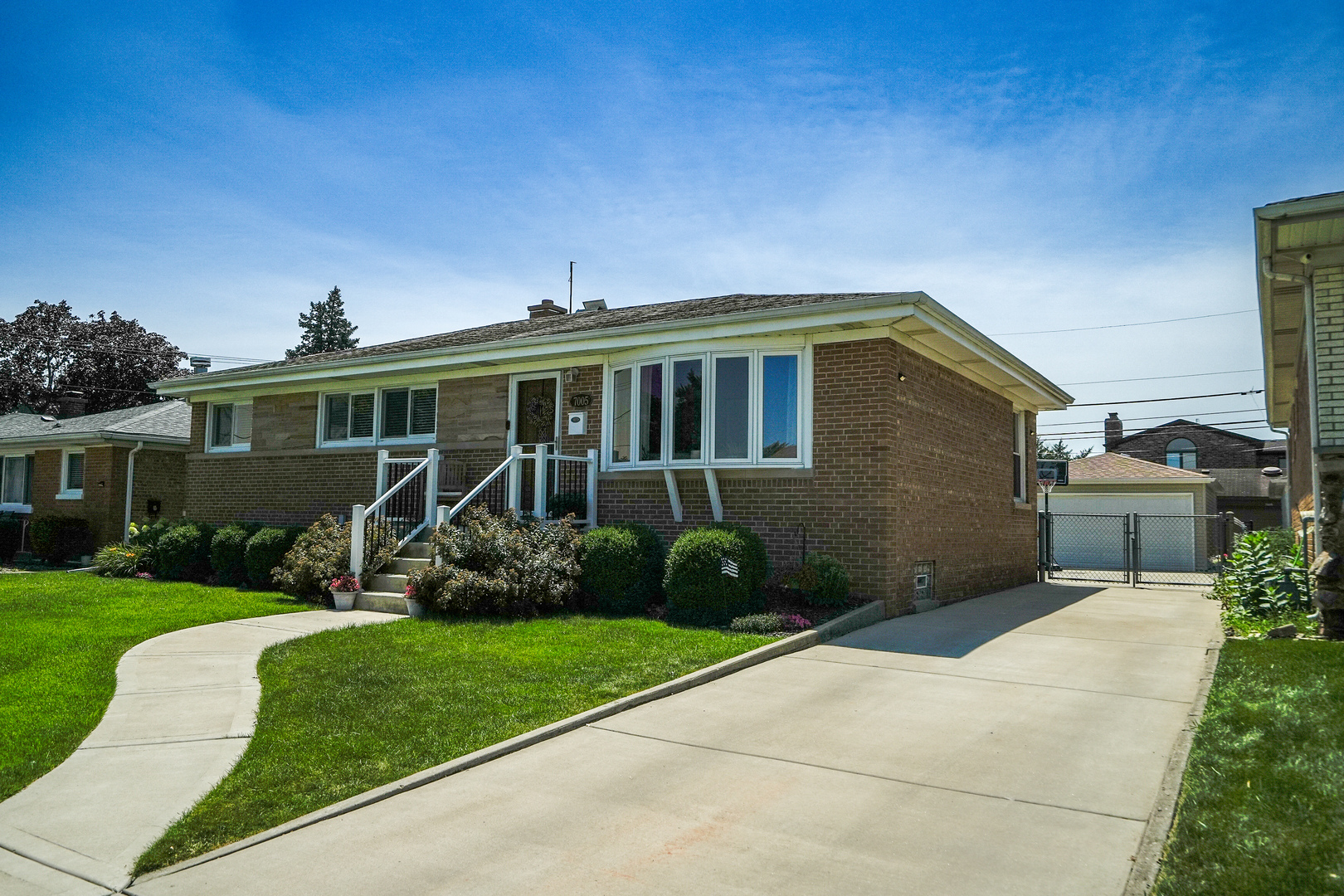 Homes for sale in Norridge, IL | 7005 W Sunnyside Ave, Norridge, IL 60706 | MLS# 12705460