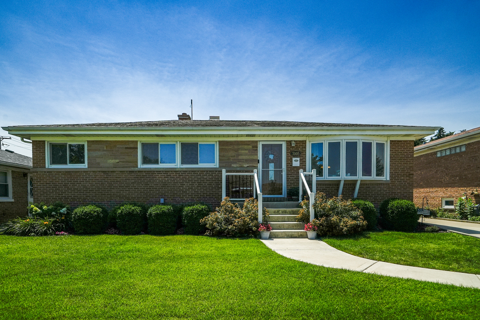 Homes for sale in Norridge, IL | 7005 W Sunnyside Ave, Norridge, IL 60706 | MLS# 12705460