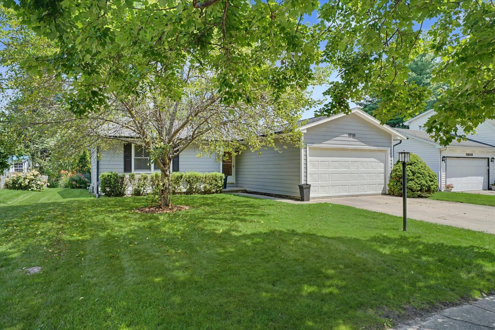 2nd image of 1910 Branch Rd, Champaign, IL 61821 | MLS# 12705473