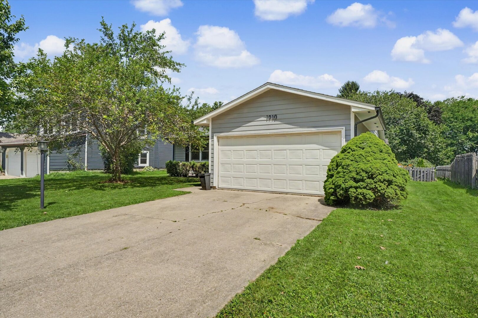 3rd image of 1910 Branch Rd, Champaign, IL 61821 | MLS# 12705473