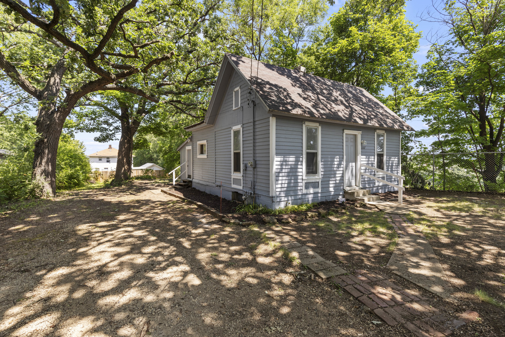 Homes for sale in Rockford, IL | 1107 Ashland Ave, Rockford, IL 61101 | MLS# 12705510