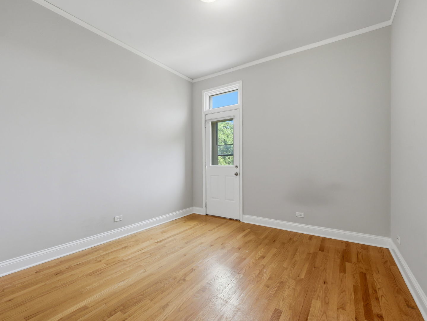 2nd image of 5412 S University Ave #3S, Chicago, IL 60615 | MLS# 12705540