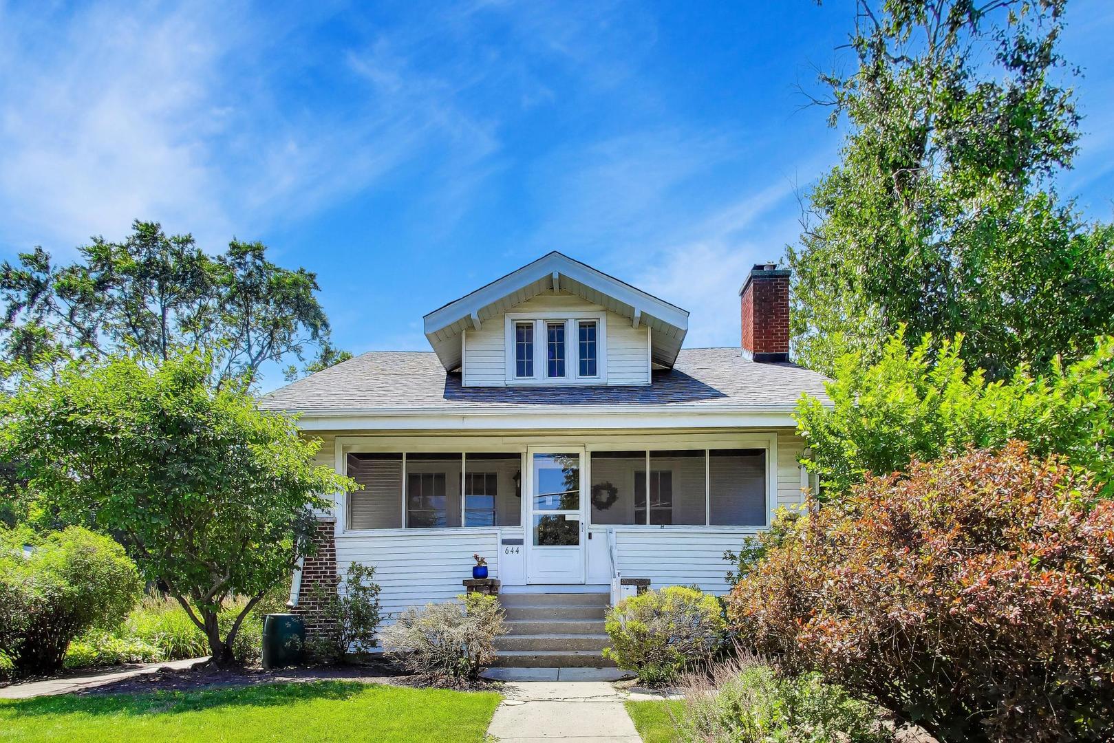 1st image of 644 S 4th Ave, Des Plaines, IL 60016 | MLS# 12705580