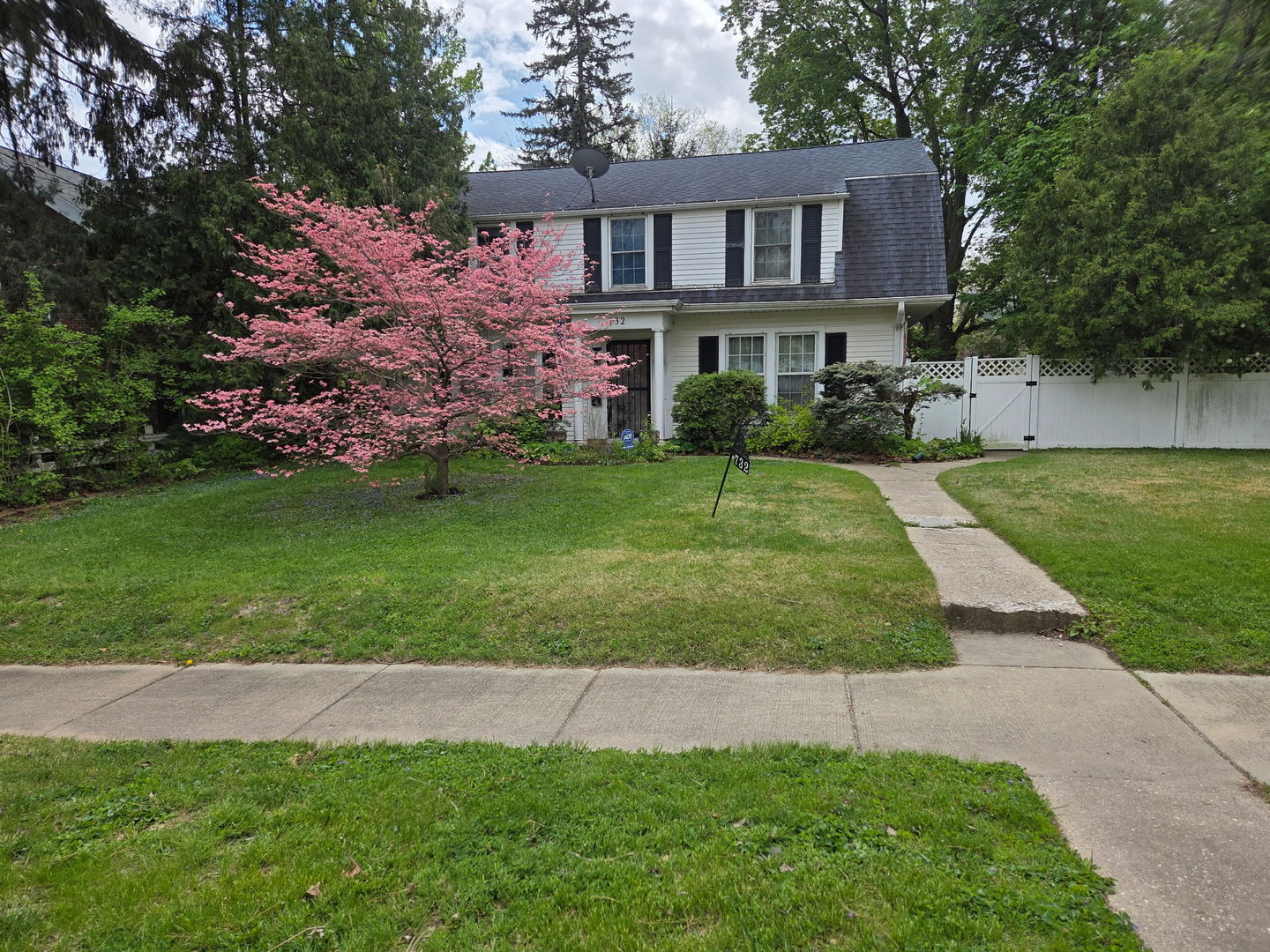 3rd image of 732 John St, Rockford, IL 61103 | MLS# 12705585