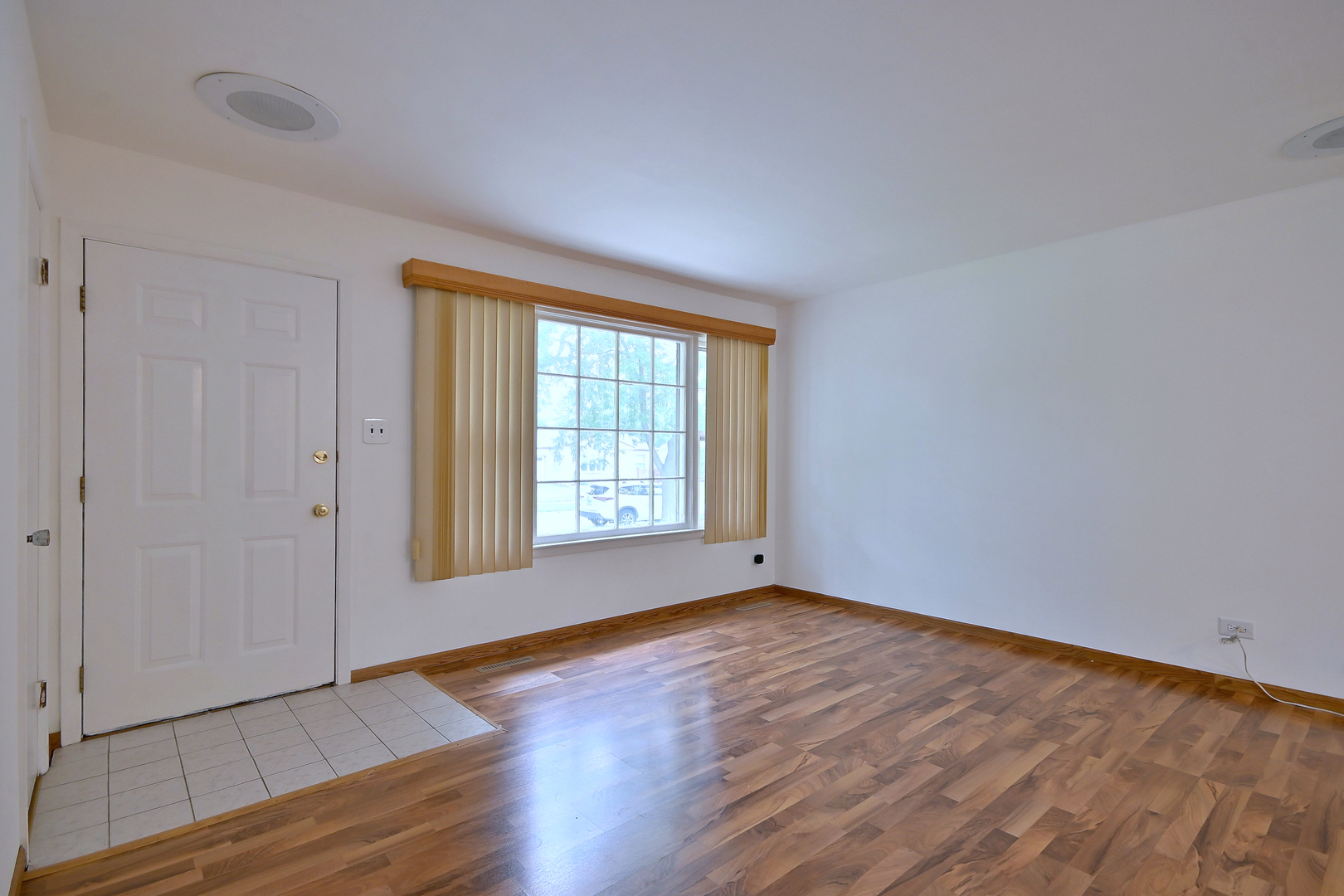 Homes for sale in Hanover Park, IL | 1675 Evergreen Ave, Hanover Park, IL 60133 | MLS# 12705587