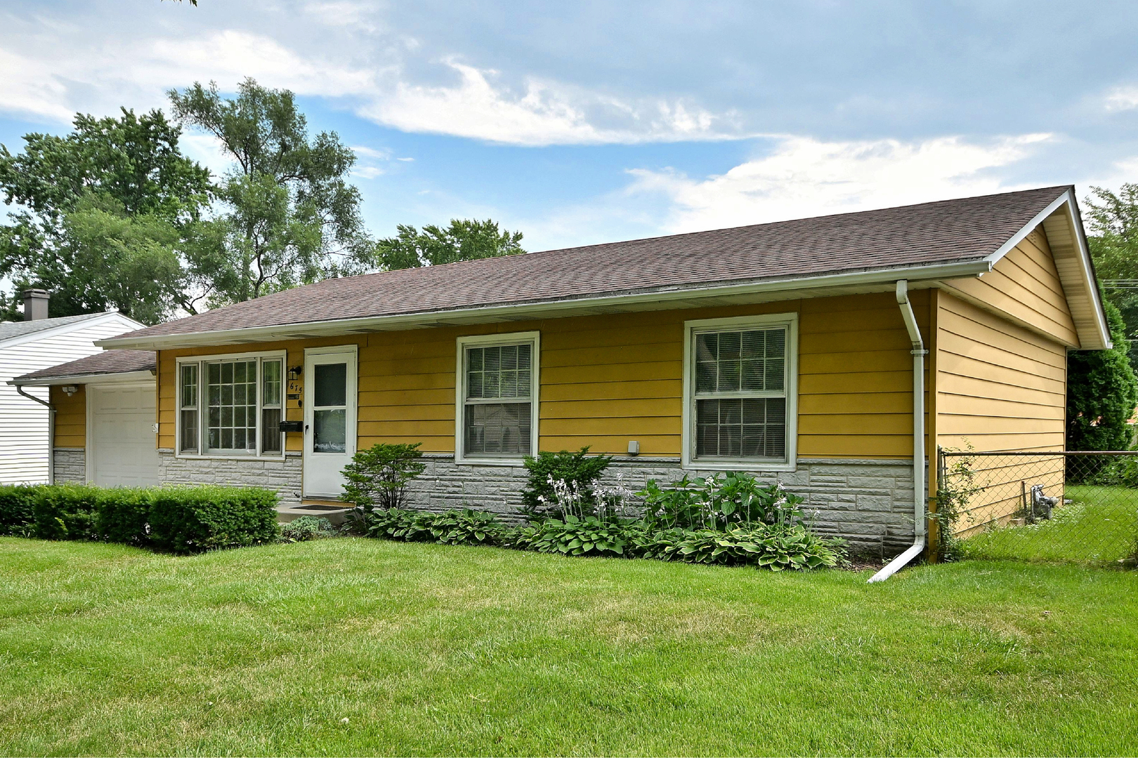 Homes for sale in Hanover Park, IL | 1675 Evergreen Ave, Hanover Park, IL 60133 | MLS# 12705587