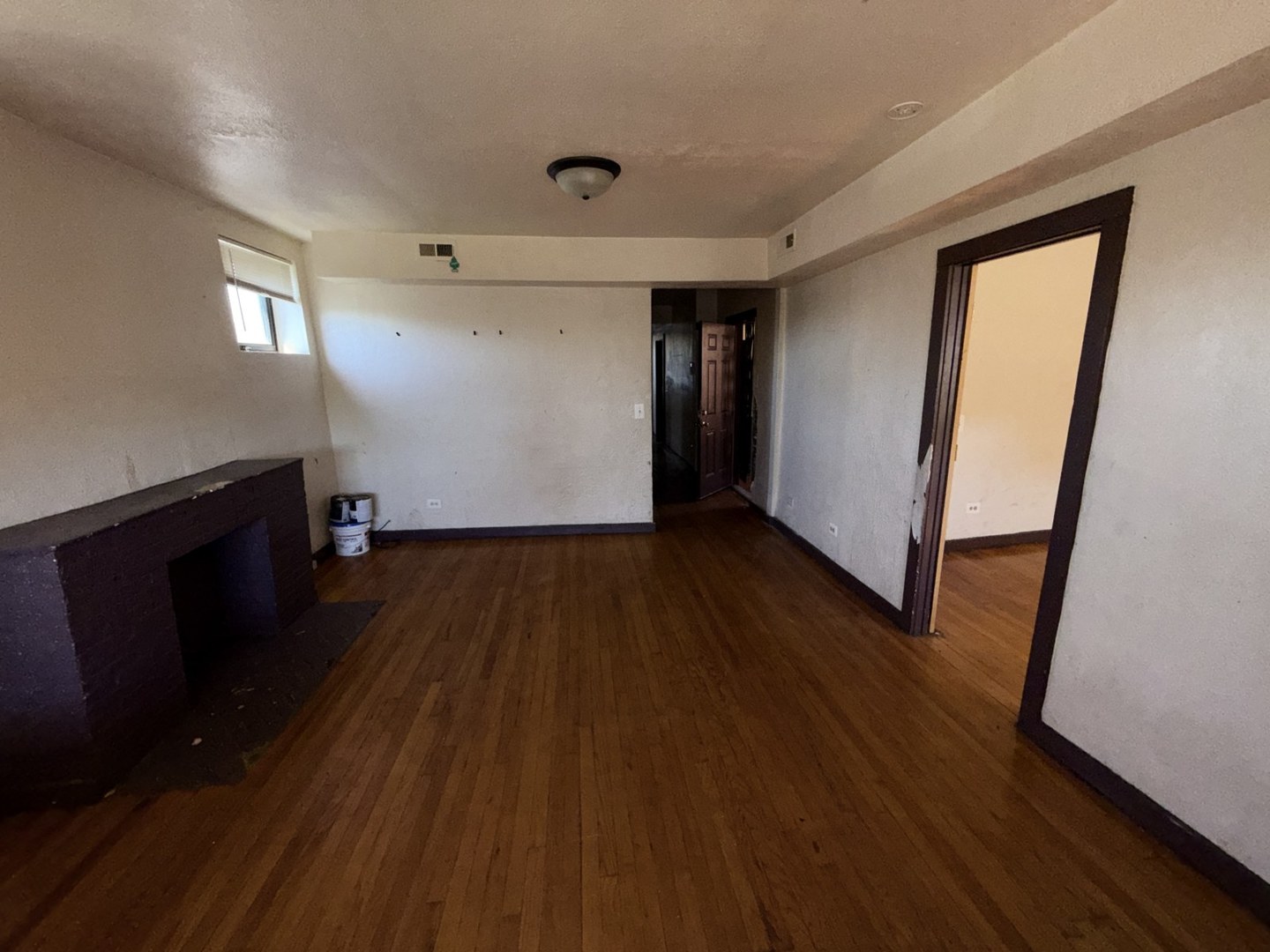 Homes for sale in Chicago, IL | 5920 S Calumet Ave, Chicago, IL 60637 | MLS# 12705602