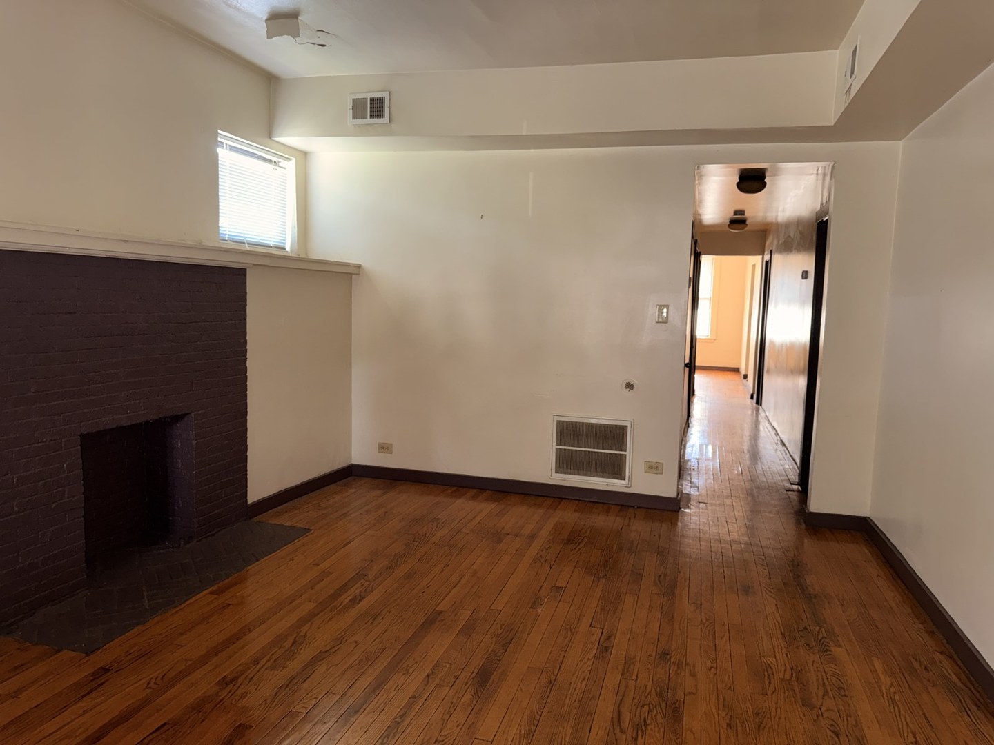 Homes for sale in Chicago, IL | 5920 S Calumet Ave, Chicago, IL 60637 | MLS# 12705602