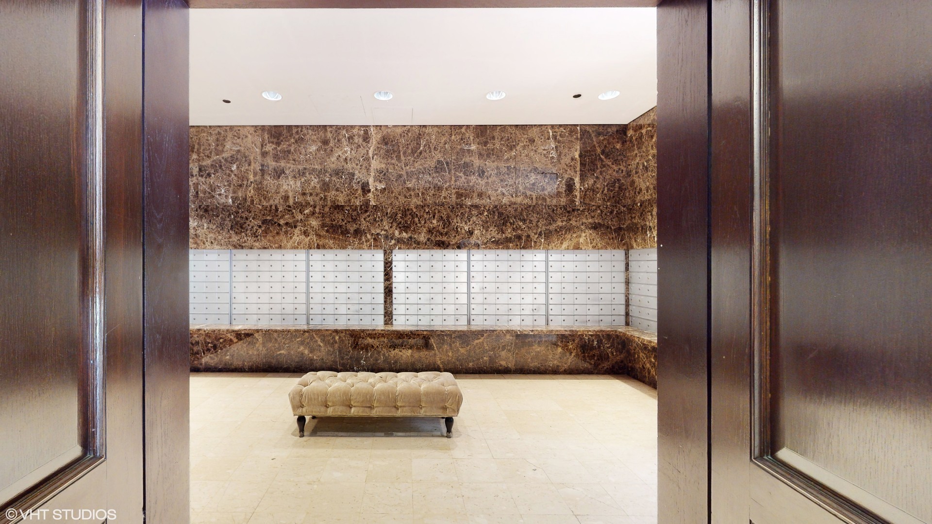 5th image of 10 E Ontario St #4304, Chicago, IL 60611 | MLS# 12705636