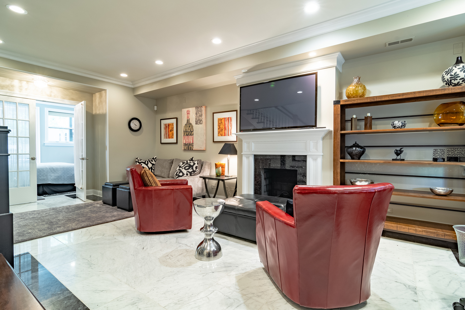 3rd image of 111 W Elm St, Chicago, IL 60610 | MLS# 12705648