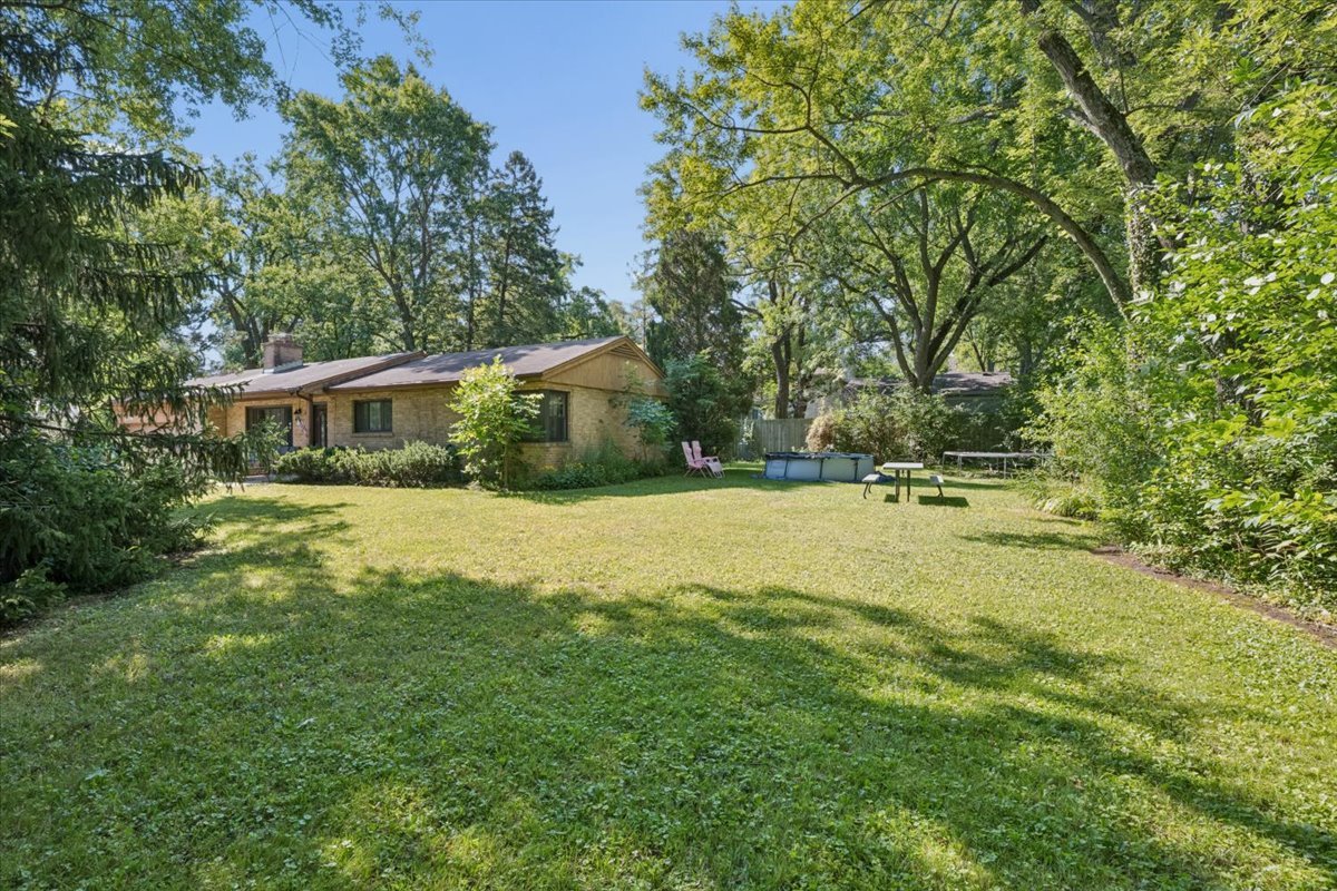 5th image of 1704 Park Ave W, Highland Park, IL 60035 | MLS# 12705659