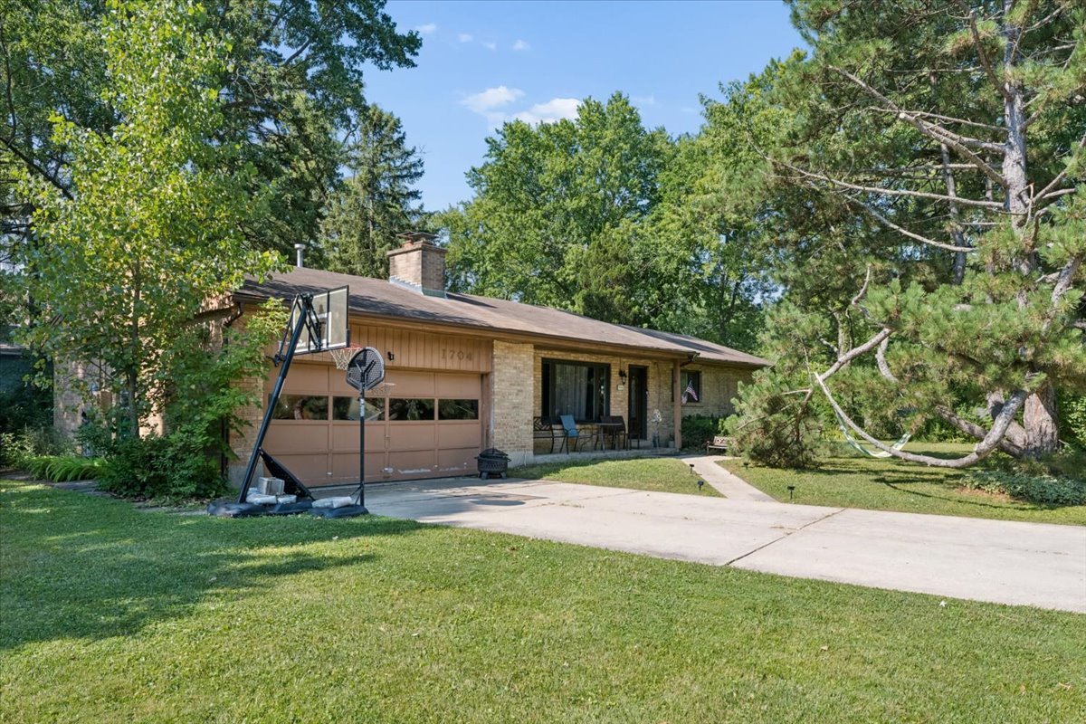 1st image of 1704 Park Ave W, Highland Park, IL 60035 | MLS# 12705659