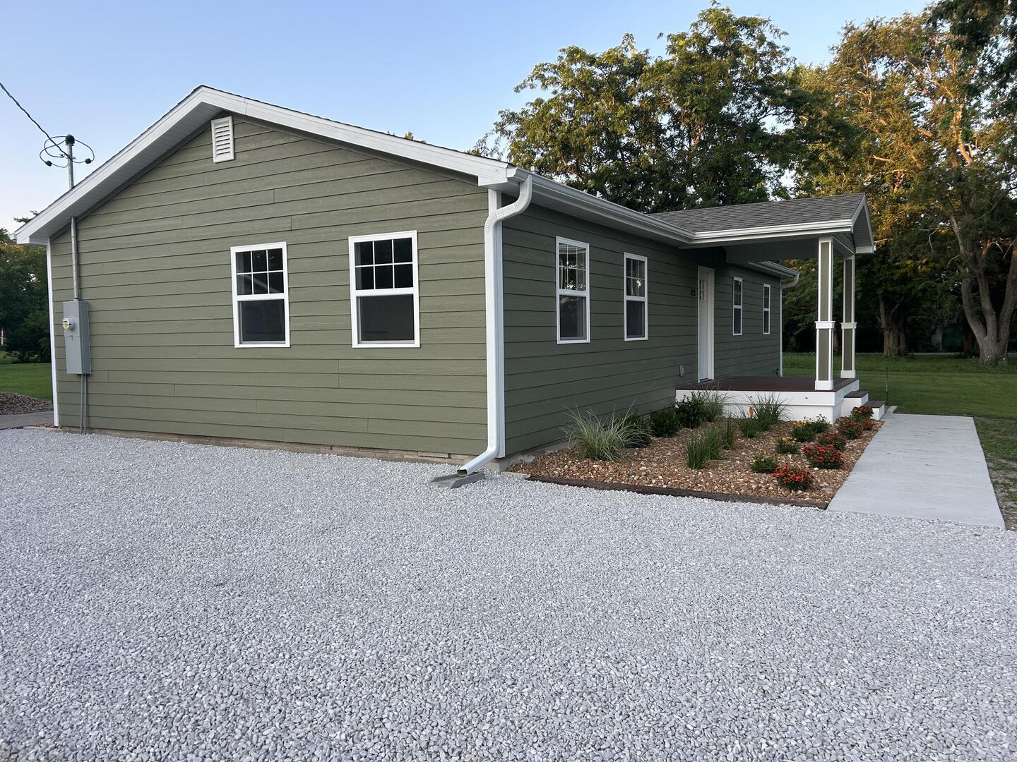 3rd image of 422 E 5Th Ave, Rankin, IL 60960 | MLS# 12705706