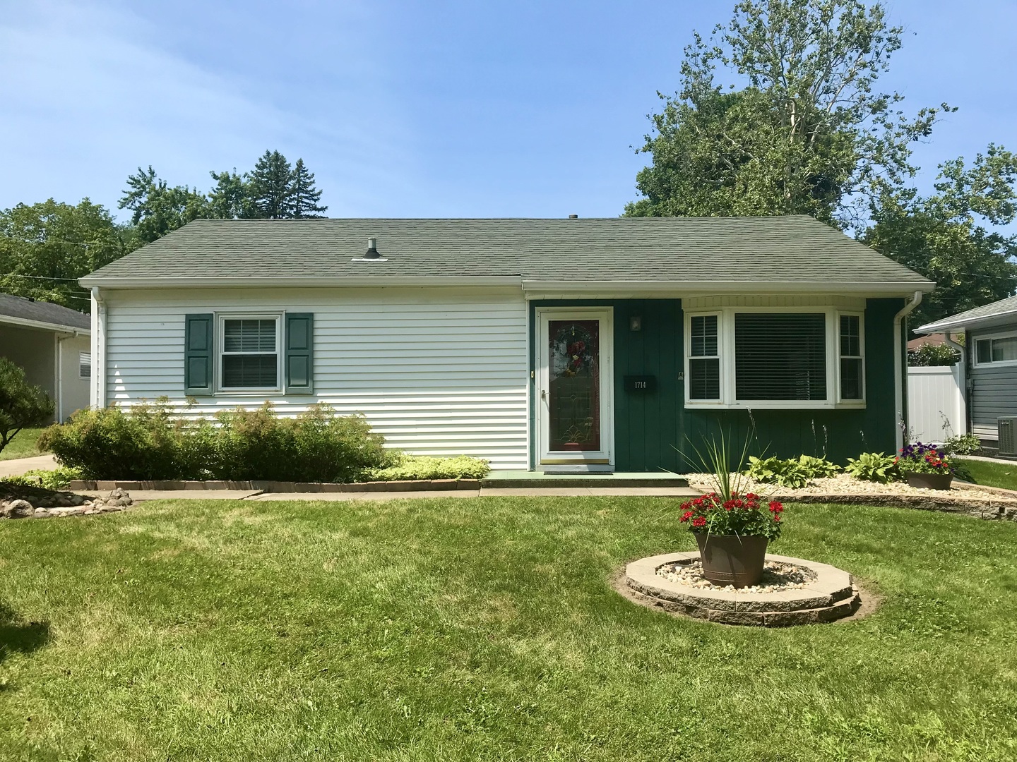 1st image of 1714 Pike St, Peru, IL 61354 | MLS# 12705710