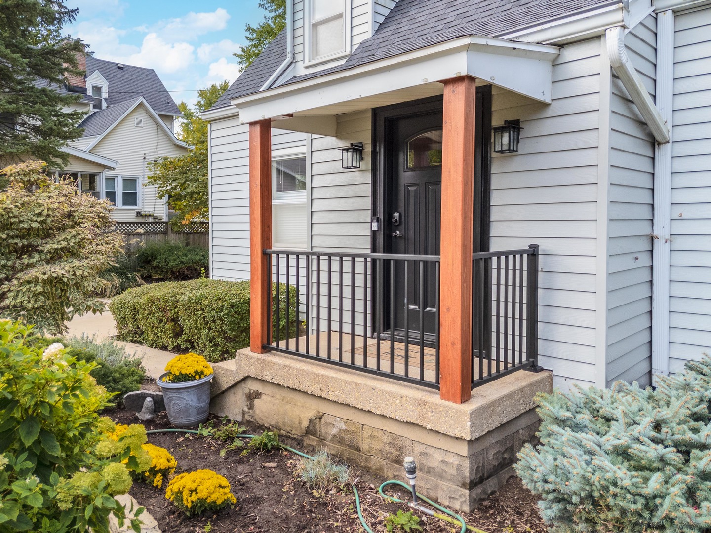 3rd image of 304 Perrin Ave, Bloomington, IL 61701 | MLS# 12705778