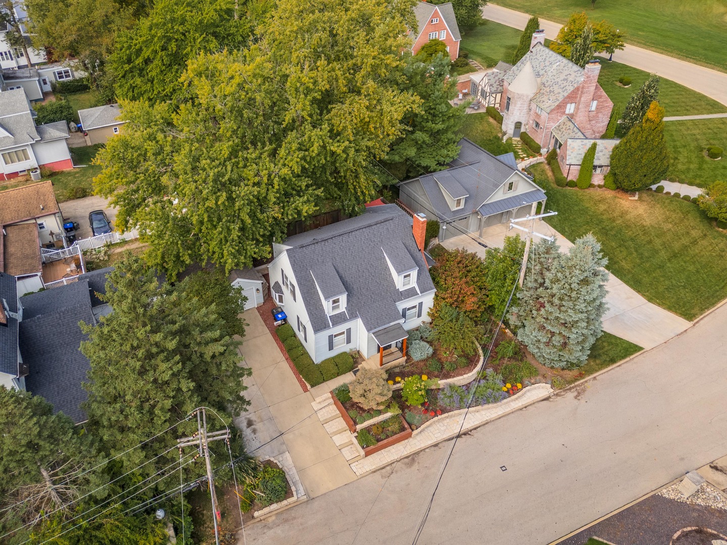 4th image of 304 Perrin Ave, Bloomington, IL 61701 | MLS# 12705778