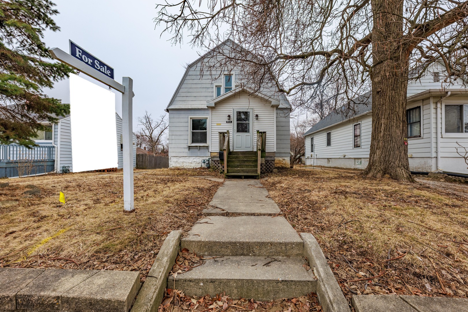 1st image of 914 Jasper St, Joliet, IL 60436 | MLS# 12705792