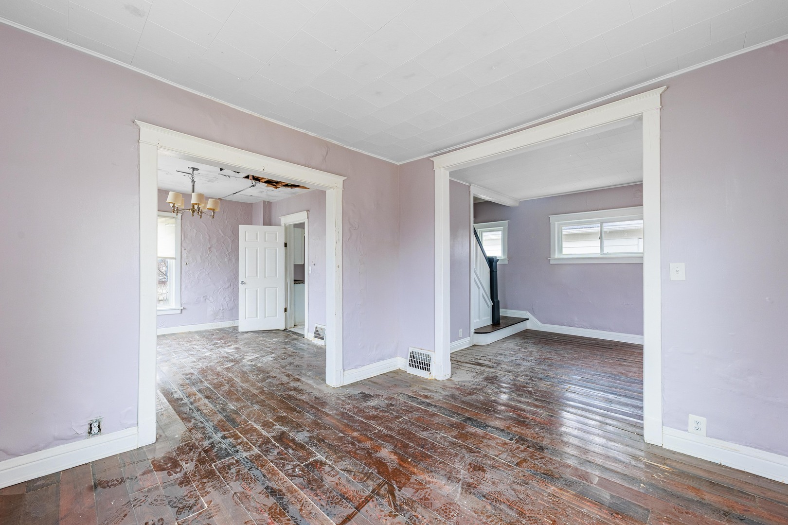 5th image of 914 Jasper St, Joliet, IL 60436 | MLS# 12705792