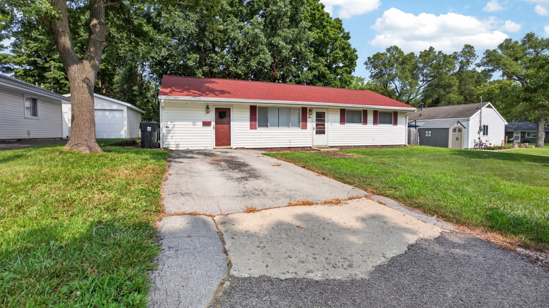 Homes for sale in Normal, IL | 29 Norwood Dr, Normal, IL 61761 | MLS# 12705796