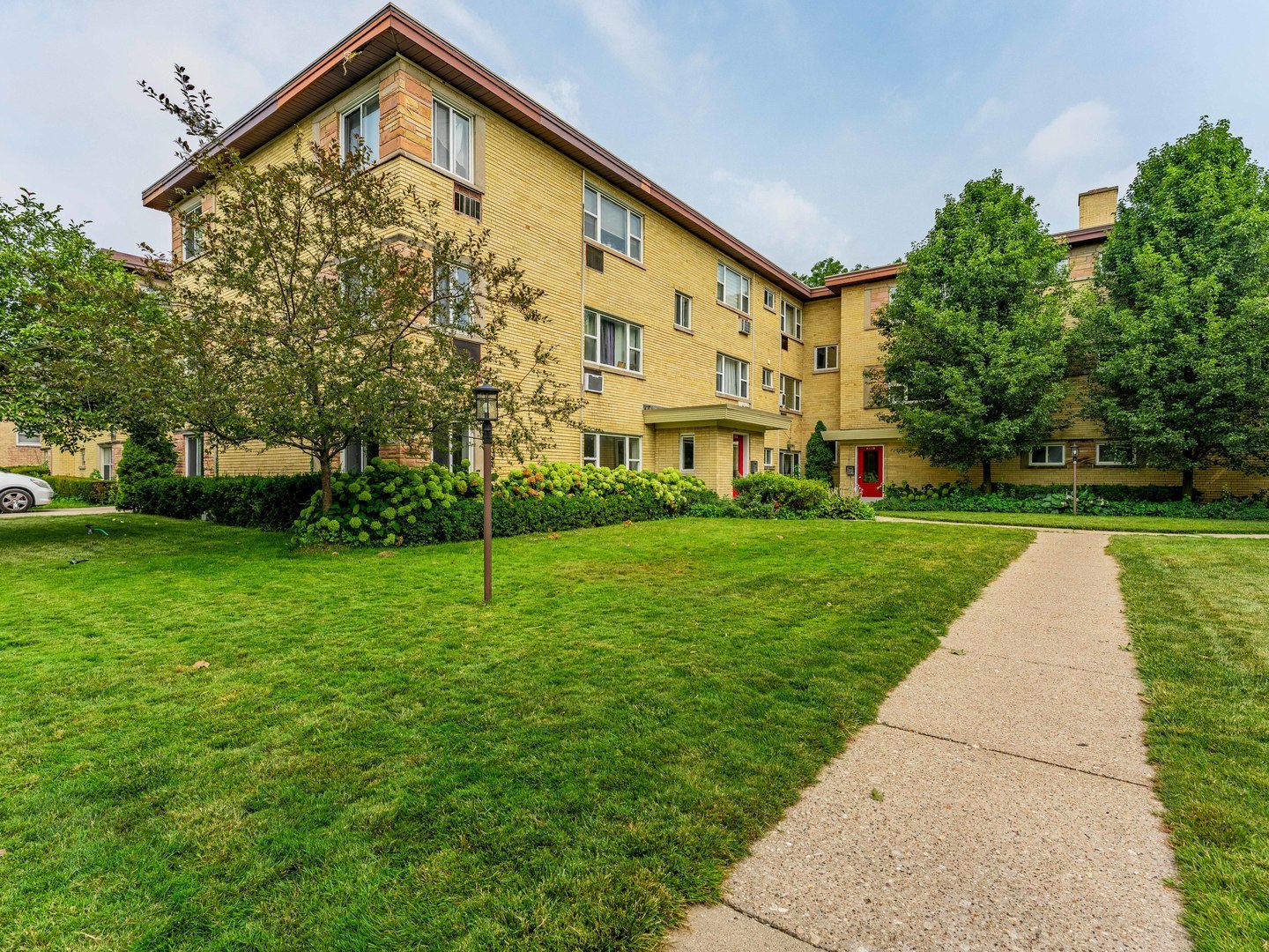 18th image of 2123 Howard St #1H, Evanston, IL 60202 | MLS# 12705800