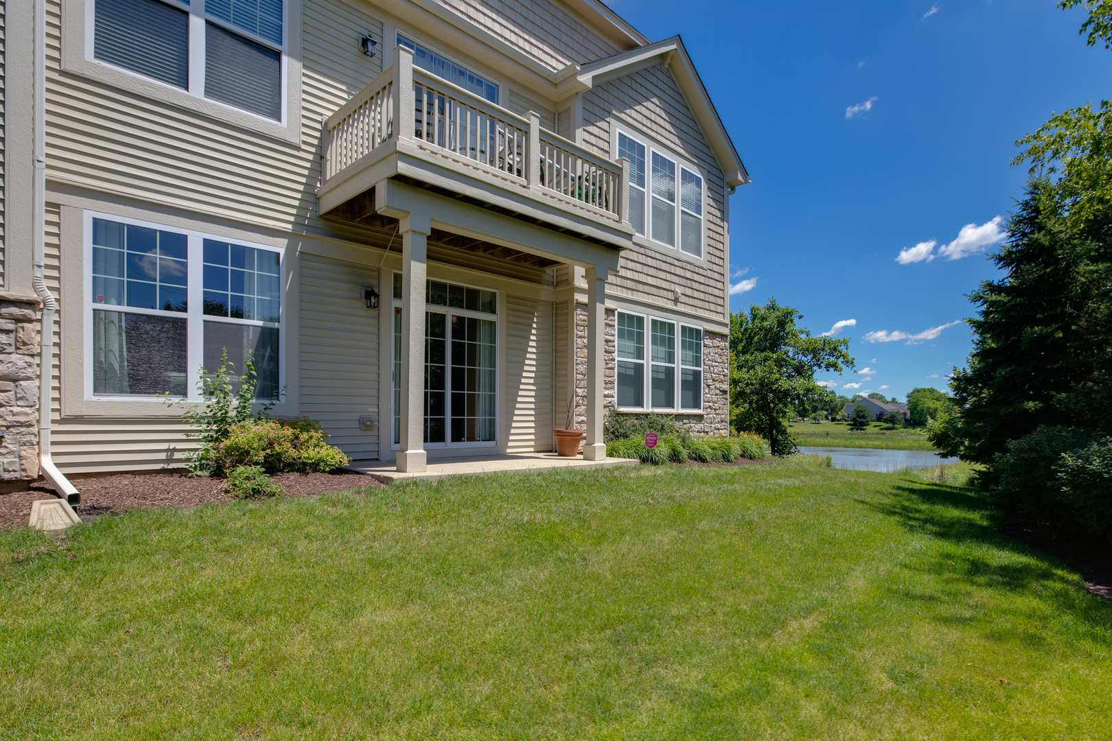 2nd image of 1861 Foxridge Ct, Aurora, IL 60502 | MLS# 12705918