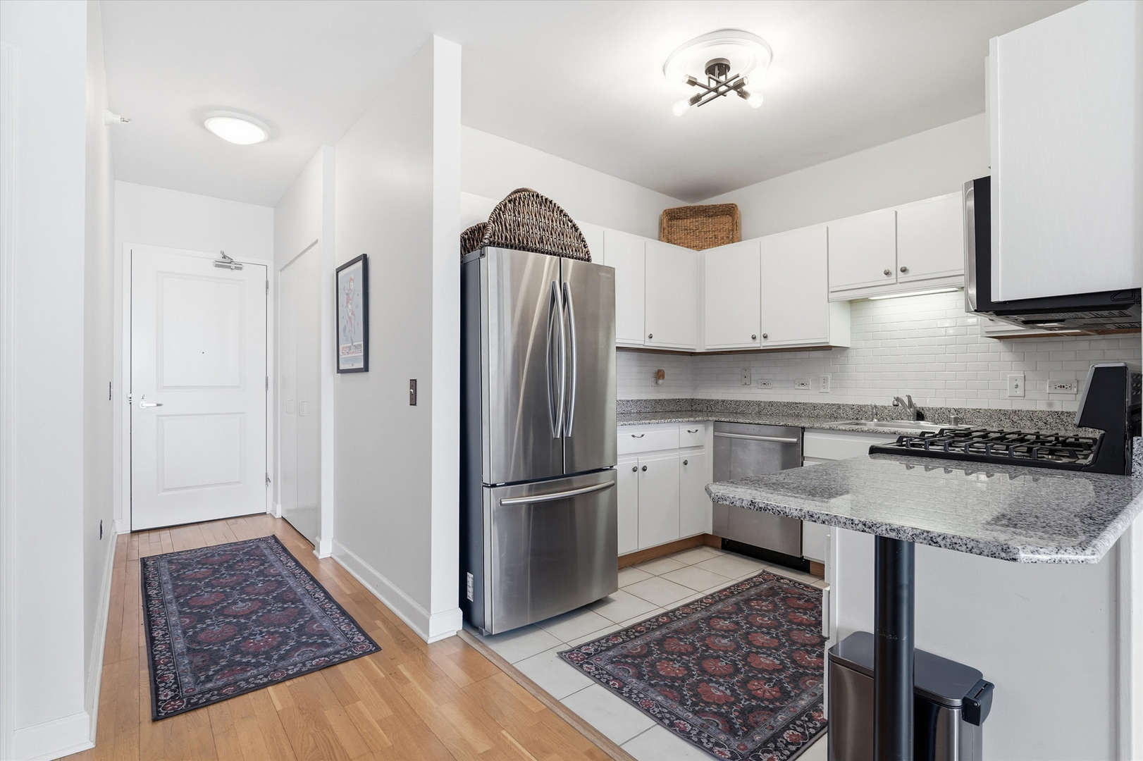 3rd image of 645 N Kingsbury St #1207, Chicago, IL 60610 | MLS# 12706007