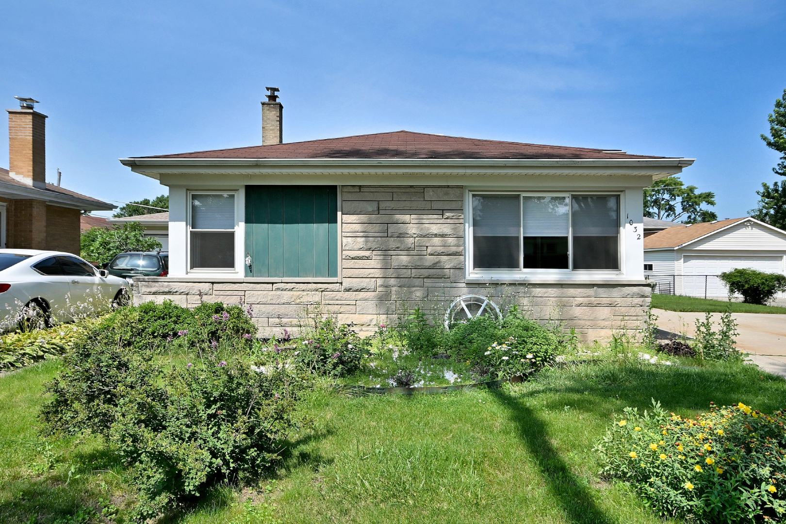 2nd image of 1032 Daniel Dr, Bensenville, IL 60106 | MLS# 12706132