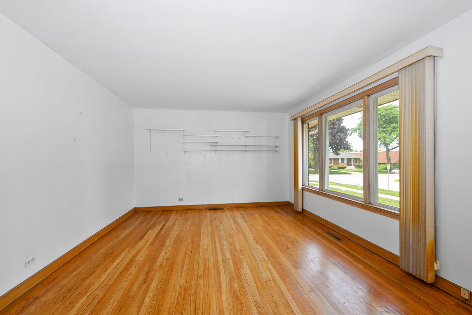 3rd image of 1606 Kensington Ave, Westchester, IL 60154 | MLS# 12706154