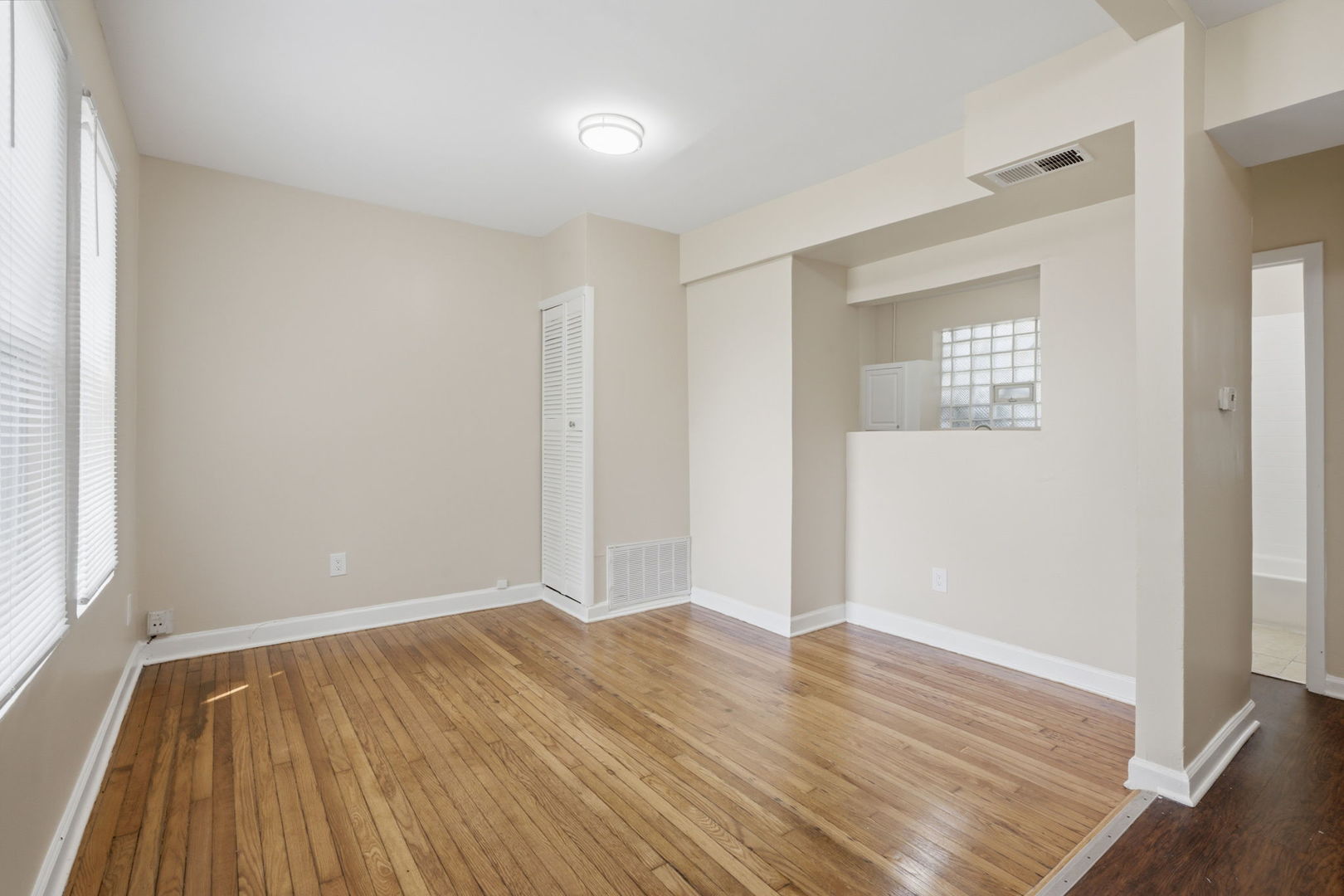 5th image of 10215 S Aberdeen St, Chicago, IL 60643 | MLS# 12706167
