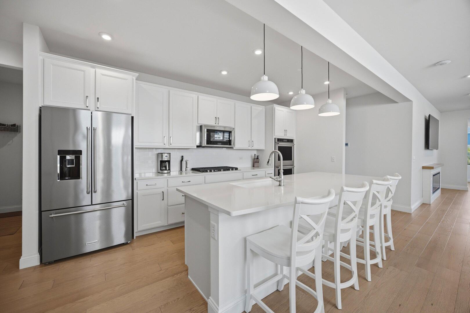 3rd image of 1249 S Josiah Rd, Naperville, IL 60563 | MLS# 12706174