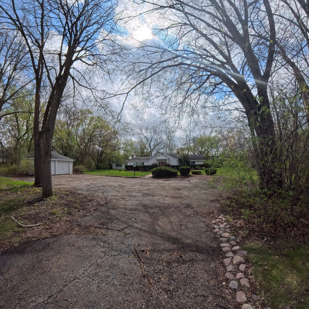 Homes for sale in Palatine, IL | 805 E Palatine Rd, Palatine, IL 60074 | MLS# 12706201