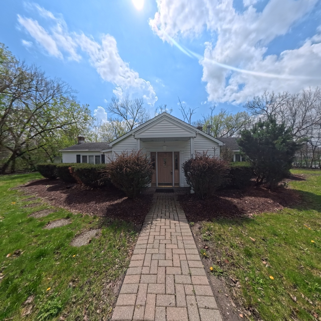 Homes for sale in Palatine, IL | 805 E Palatine Rd, Palatine, IL 60074 | MLS# 12706201