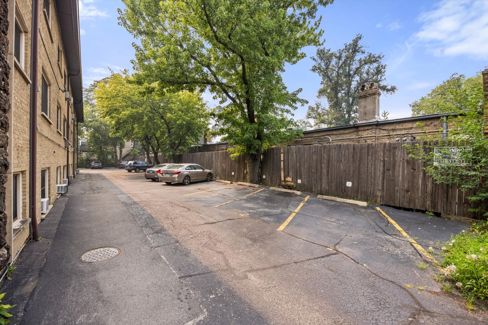 Homes for sale in Oak Park, IL | 109 S Elmwood Avenue, Oak Park, IL 60302 | Houzeo