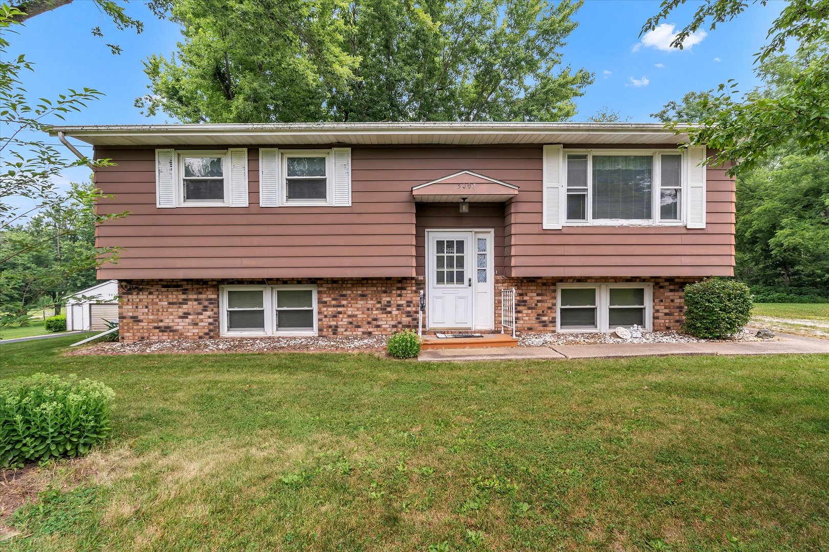 Homes for sale in Milan, IL | 3003 148th Ave W, Milan, IL 61264 | MLS# 12706203