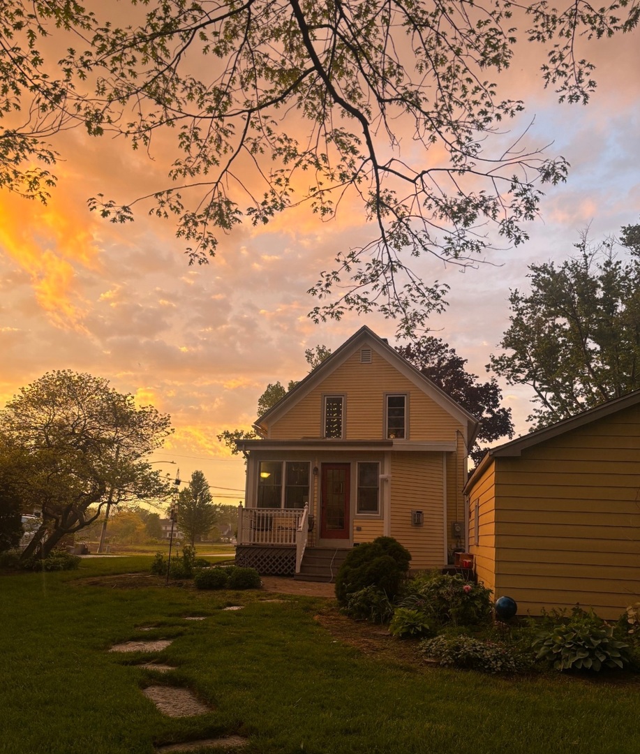 2nd image of 220 Pacific St, Frankfort, IL 60423 | MLS# 12706214