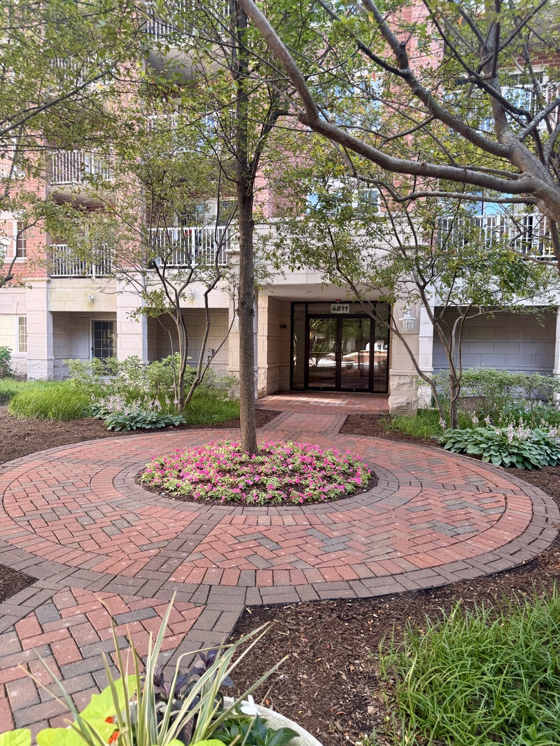 Homes for sale in Harwood Heights, IL | 4811 N Olcott Ave #314, Harwood Heights, IL 60706 | MLS# 12706294
