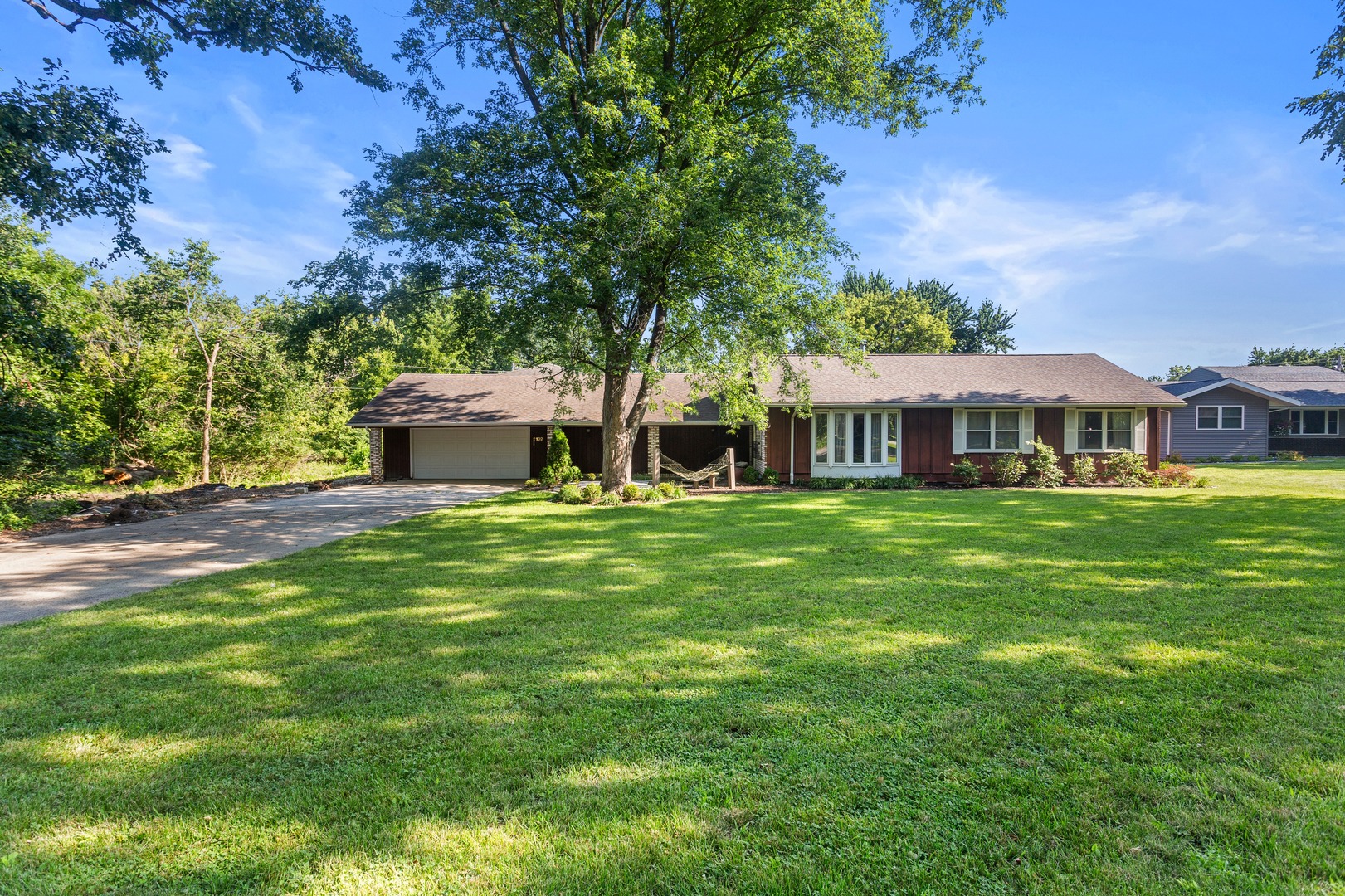 Homes for sale in Mahomet, IL | 2102 Fogel Rd, Mahomet, IL 61853 | MLS# 12706317