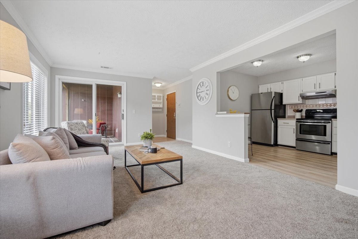 5th image of 2802 E Lincoln St #1B, Bloomington, IL 61704 | MLS# 12706335