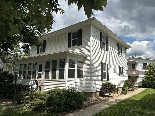Homes for sale in Fulton, IL | 1125 15th Ave, Fulton, IL 61252 | MLS# 12706351