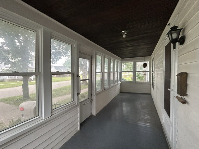 Homes for sale in Fulton, IL | 1125 15Th Ave, Fulton, IL 61252 | MLS# 12706351