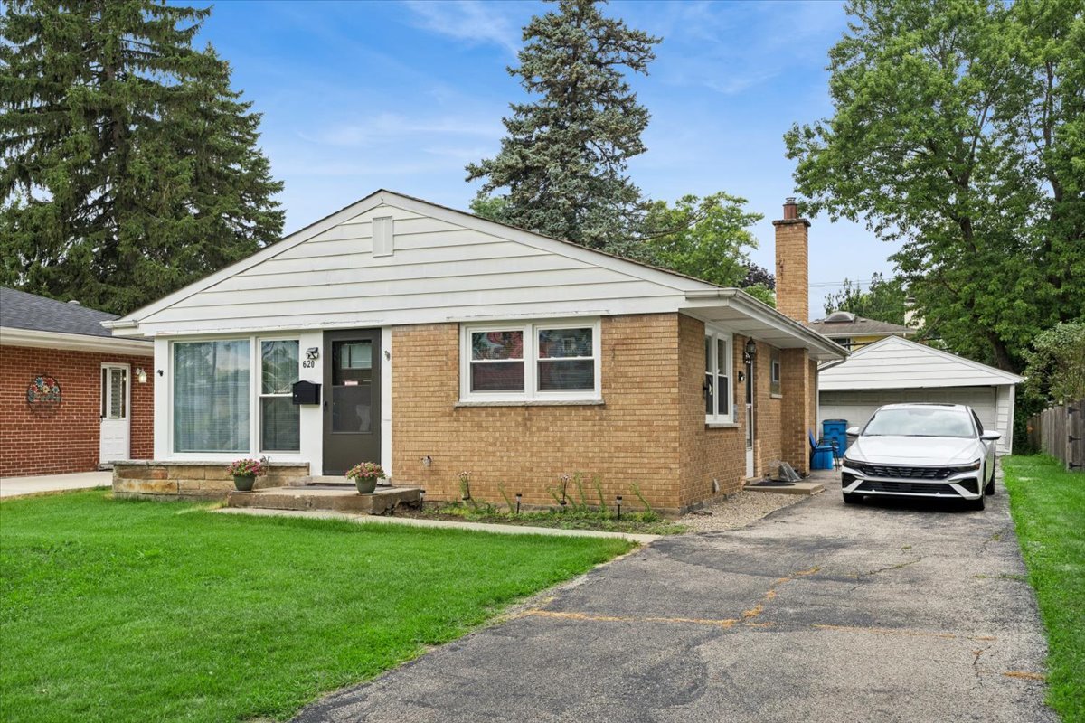 1st image of 620 N Main St, Mount Prospect, IL 60056 | MLS# 12706376