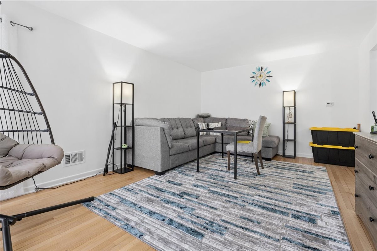 3rd image of 620 N Main St, Mount Prospect, IL 60056 | MLS# 12706376