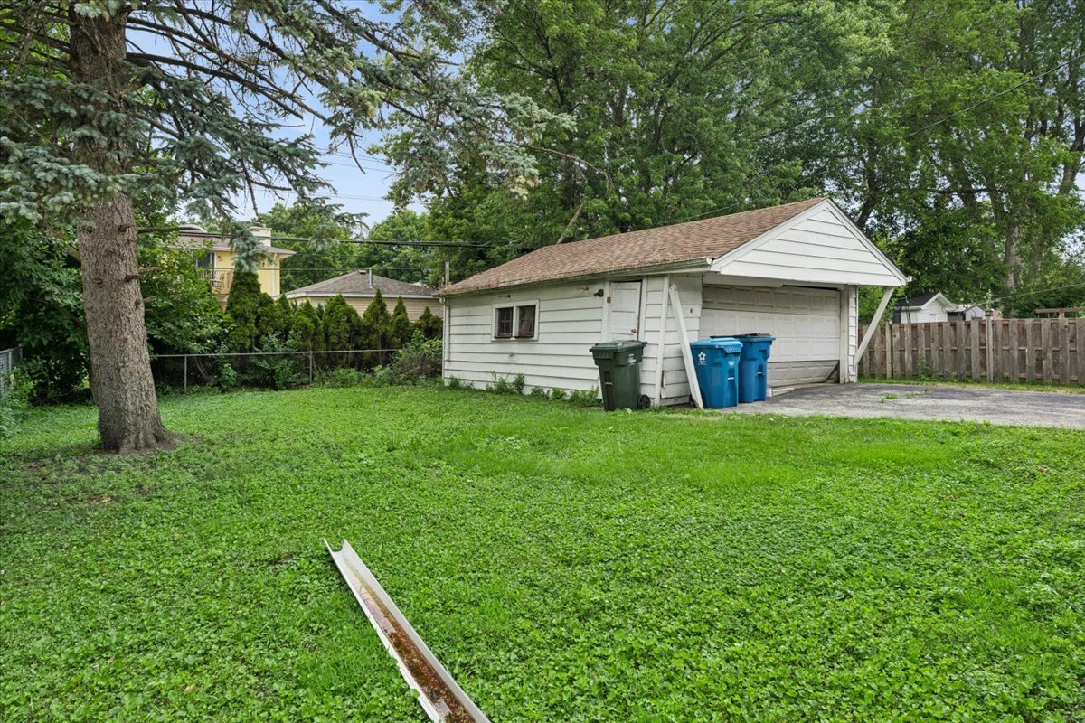 18th image of 620 N Main St, Mount Prospect, IL 60056 | MLS# 12706376