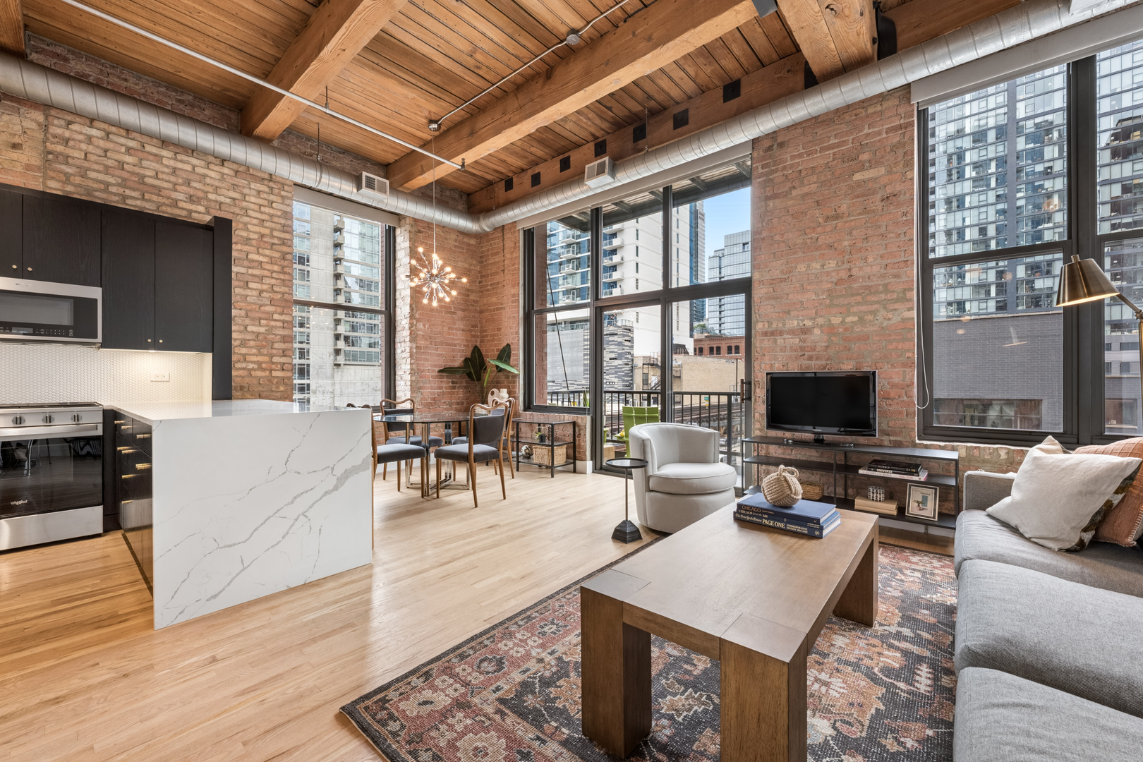 Homes for sale in Chicago, IL | 300 W Grand Ave, Chicago, IL 60654