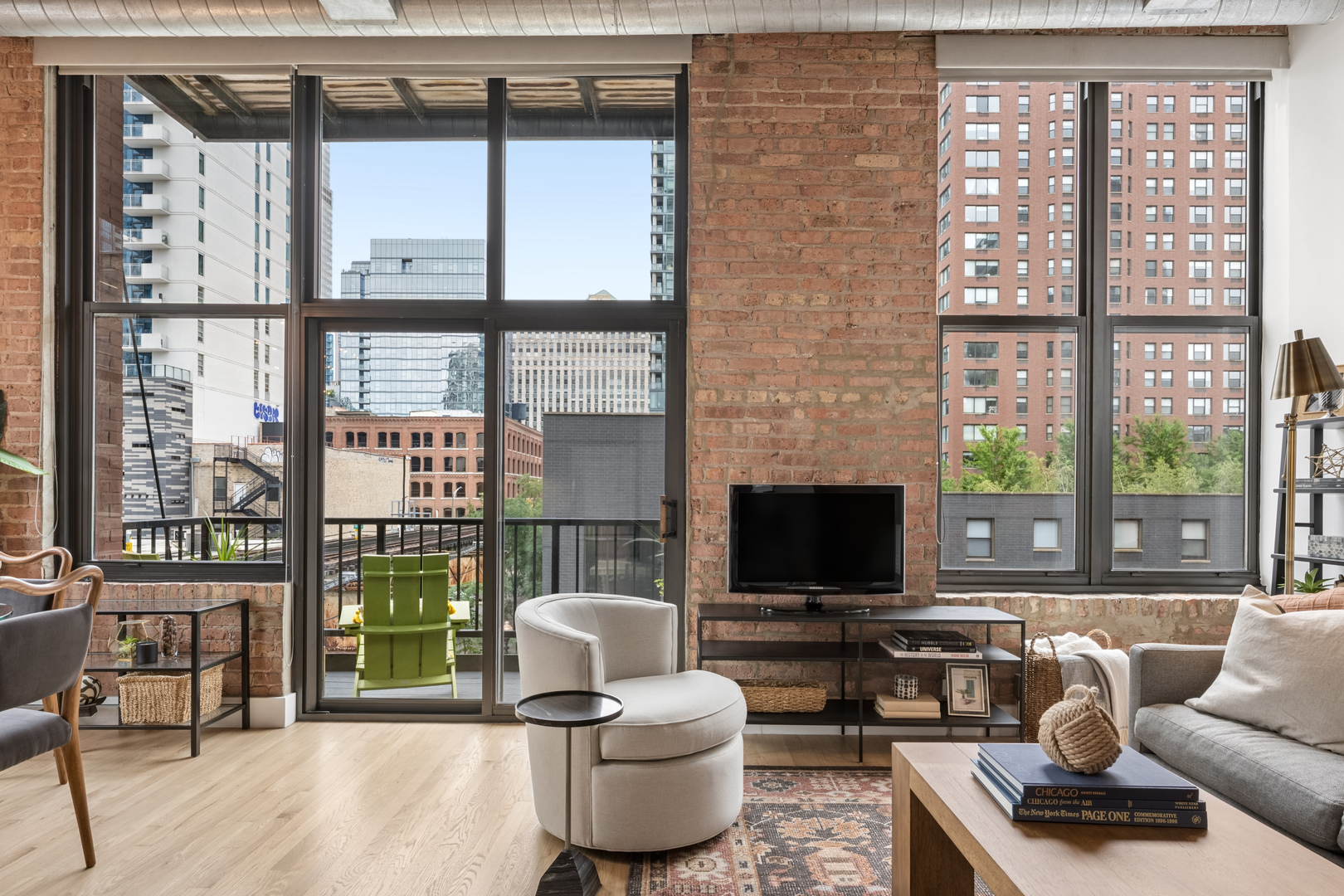 Homes for sale in Chicago, IL | 300 W Grand Ave, Chicago, IL 60654
