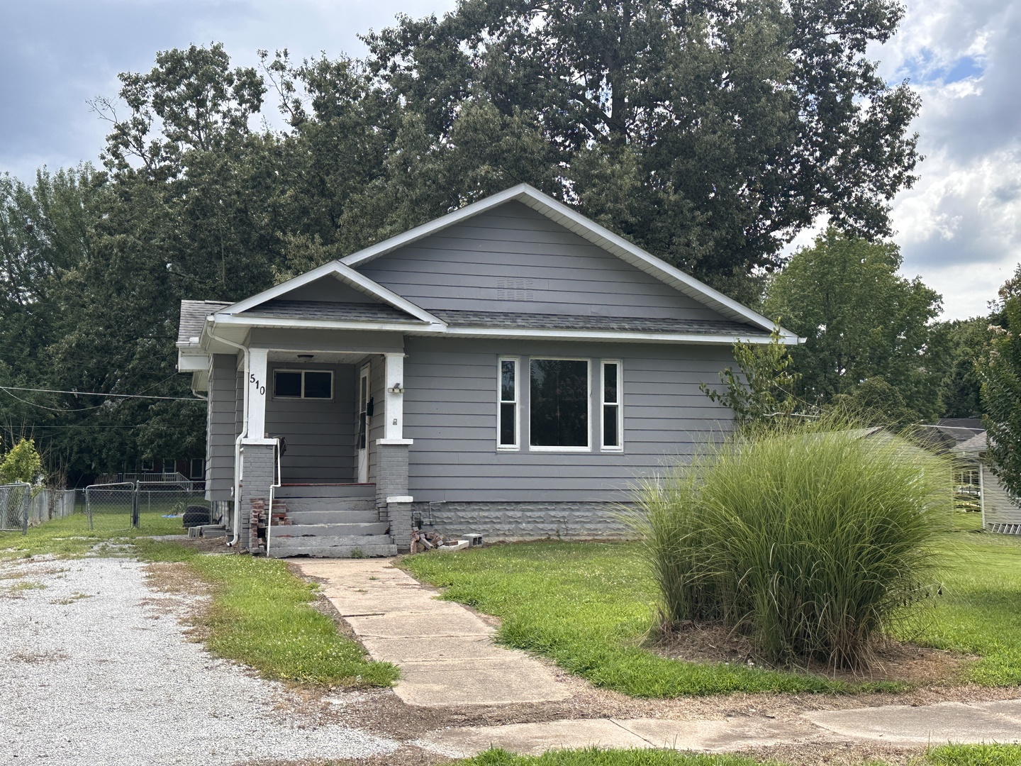 3rd image of 510 Mitchell St, Benton, IL 62812 | MLS# 12706396