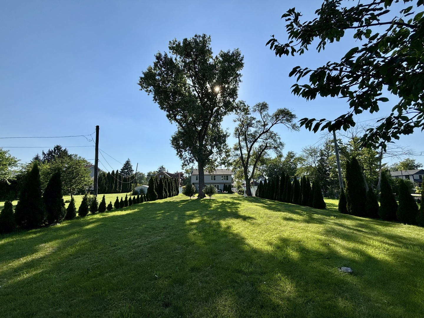 47th image of 877 John St, Bensenville, IL 60106 | MLS# 12706399