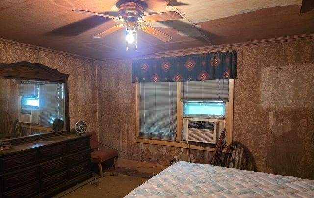 4th image of 212 W Mchaney St, Harrisburg, IL 62946 | MLS# 12706455