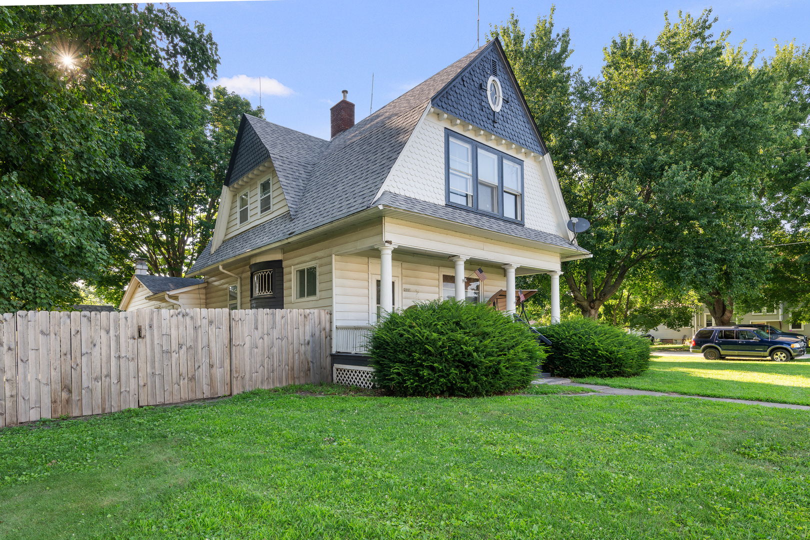 Homes for sale in Viola, IL | 2001 12th St, Viola, IL 61486 | MLS# 12706470